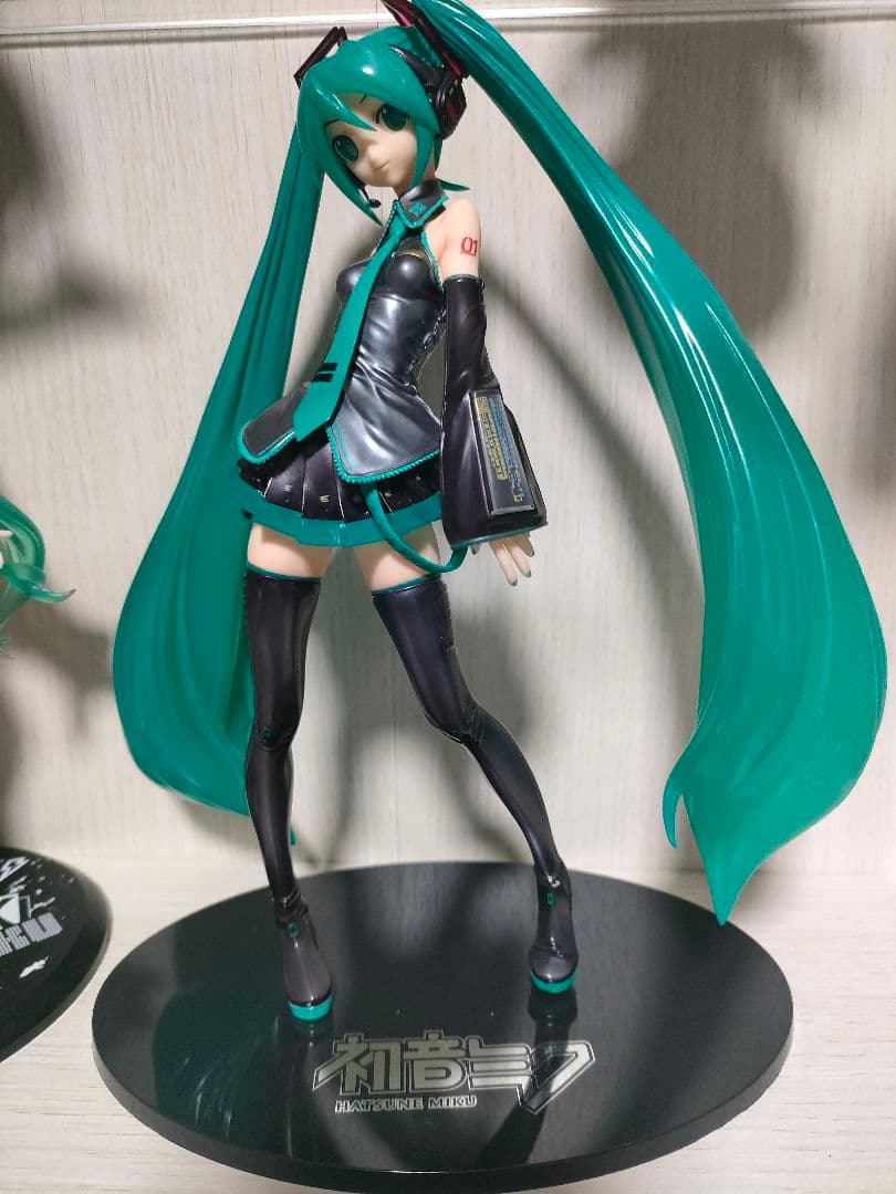 初音ミク　マックスファクトリー　フィギュア