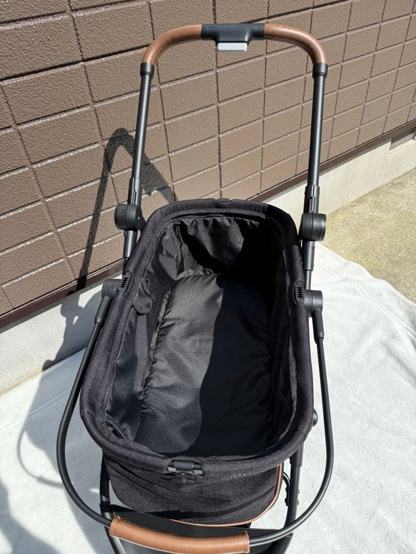 【極美品】コンビ コムペット ルルテイル キャリー マウナロアブラック カート