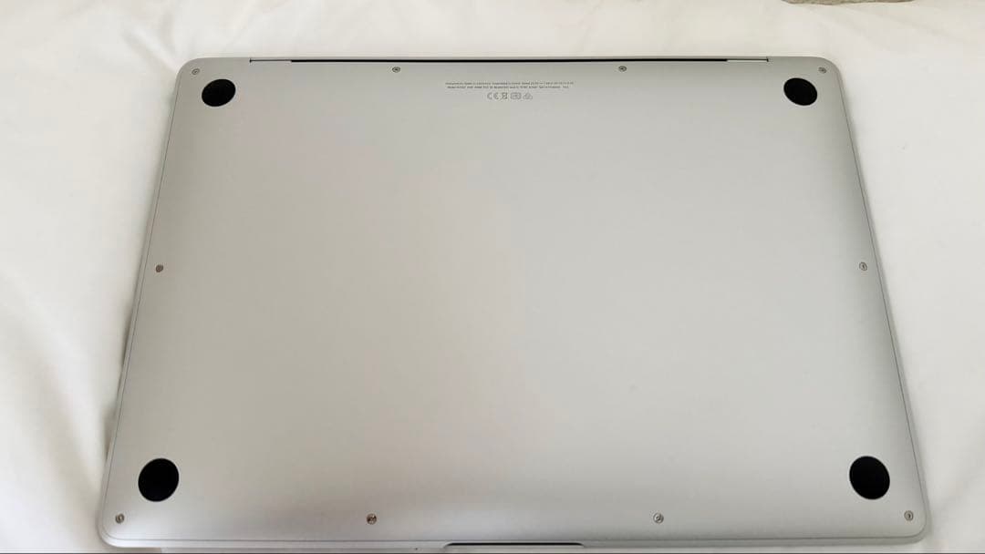 【超美品！】Apple MacBook Air 16GB/256GB