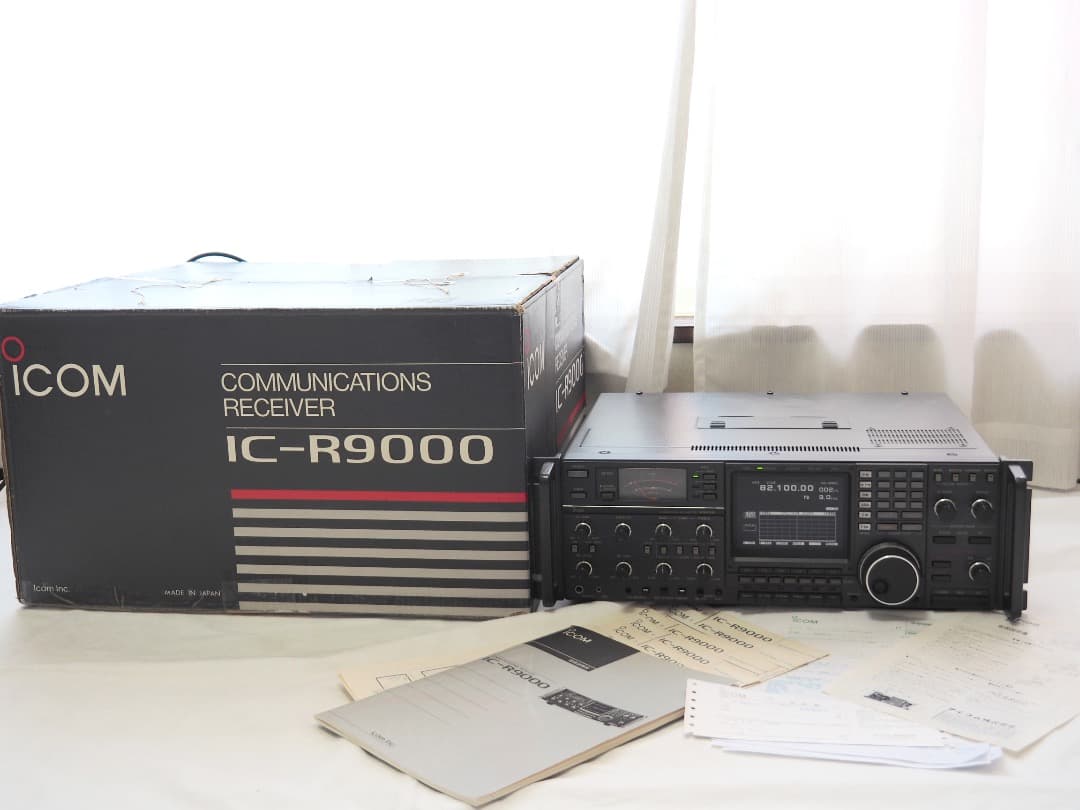 ■ICOMアイコム IC-R9000 LCD 広帯域受信機