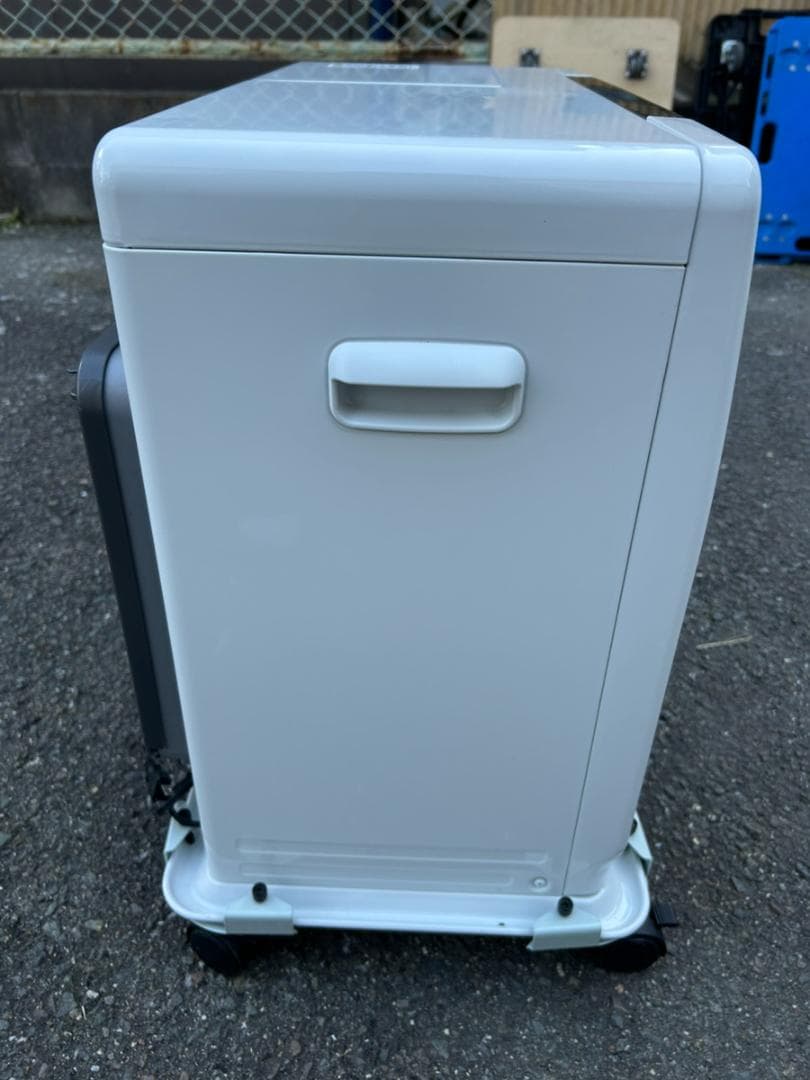 ダイニチ 石油ファンヒーター FW-72DX4-W 9.0L 2018年製