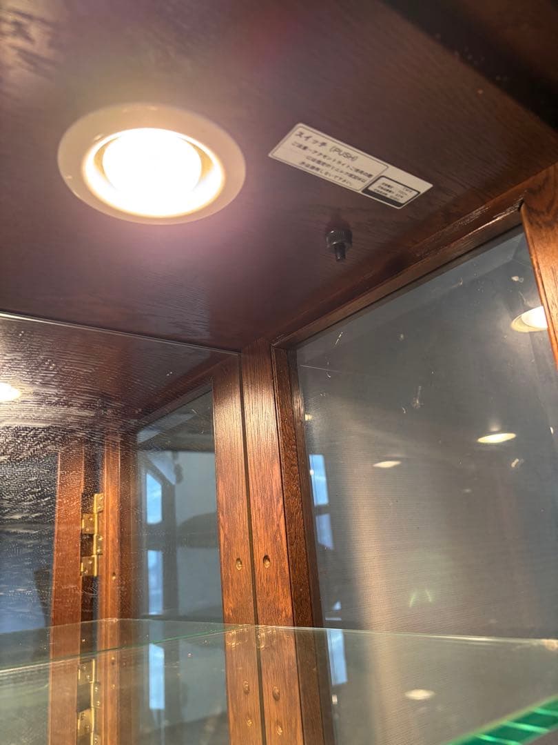 bluejack ガラスケース LEDライト付き ダークブラウン 4段