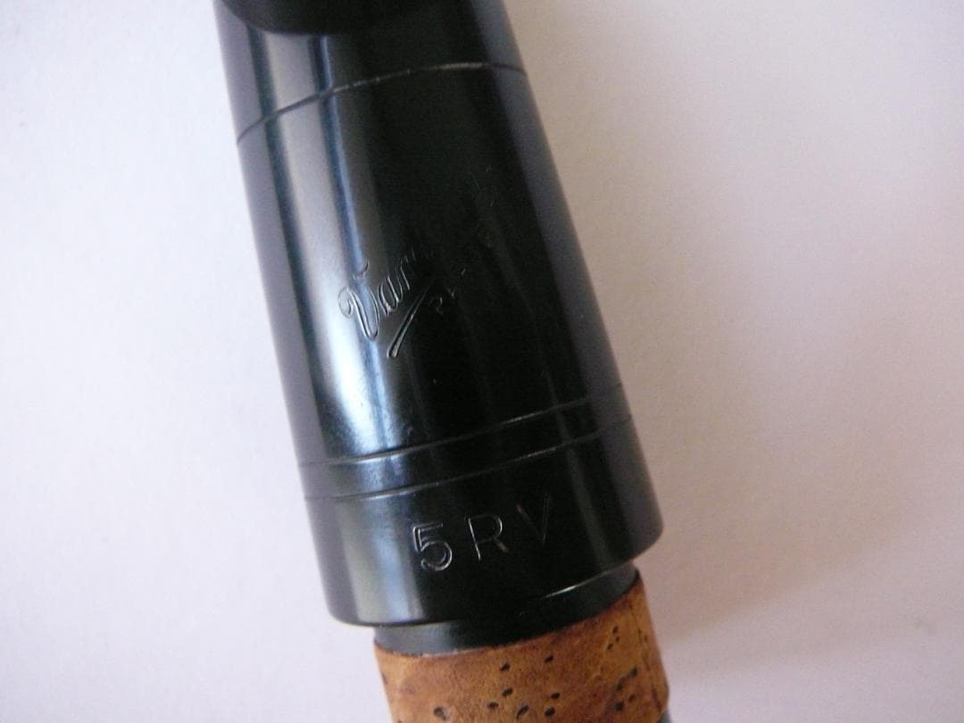 LARK 古い中国製 クラリネット　MP　バンドレン?