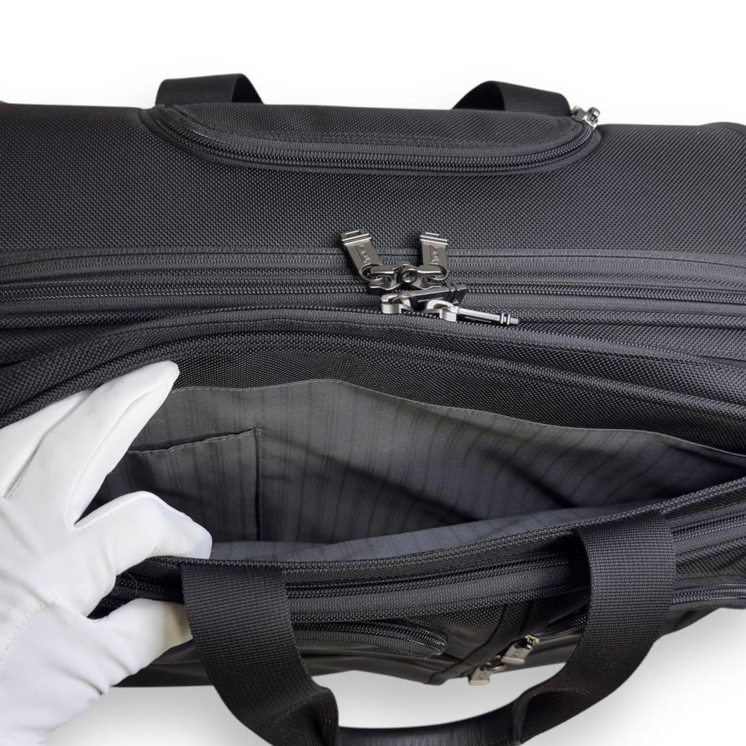 TUMI トゥミ ALPHA2 キャリーケース ビジネス 旅行 ブラック 4輪