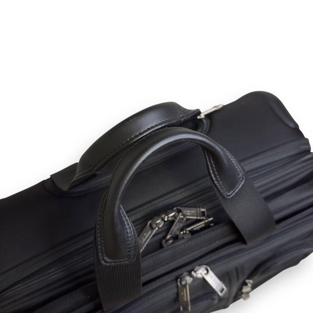 TUMI トゥミ ALPHA2 キャリーケース ビジネス 旅行 ブラック 4輪