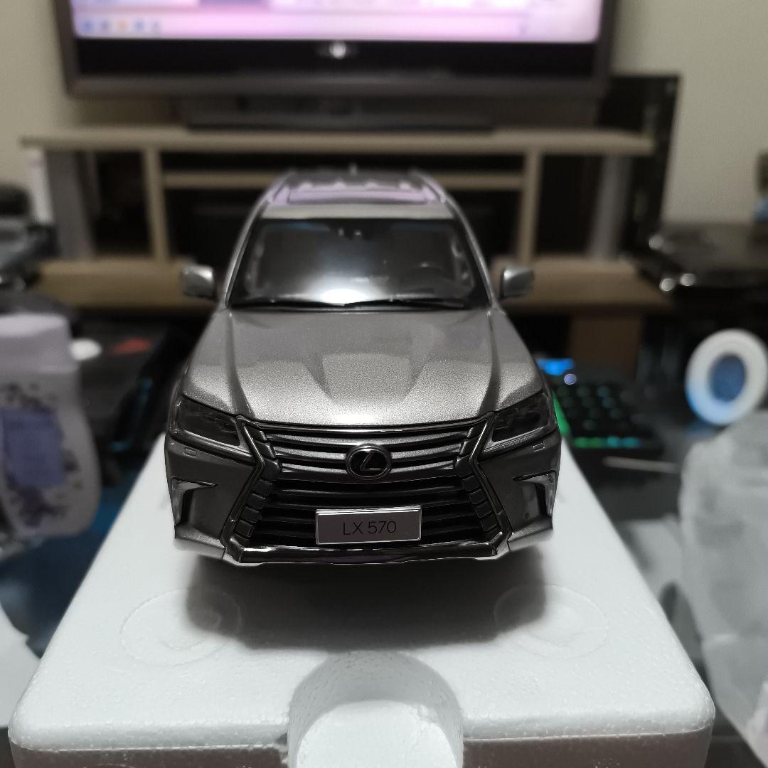 京商 1/18 レクサス LX570 メタリックグレー