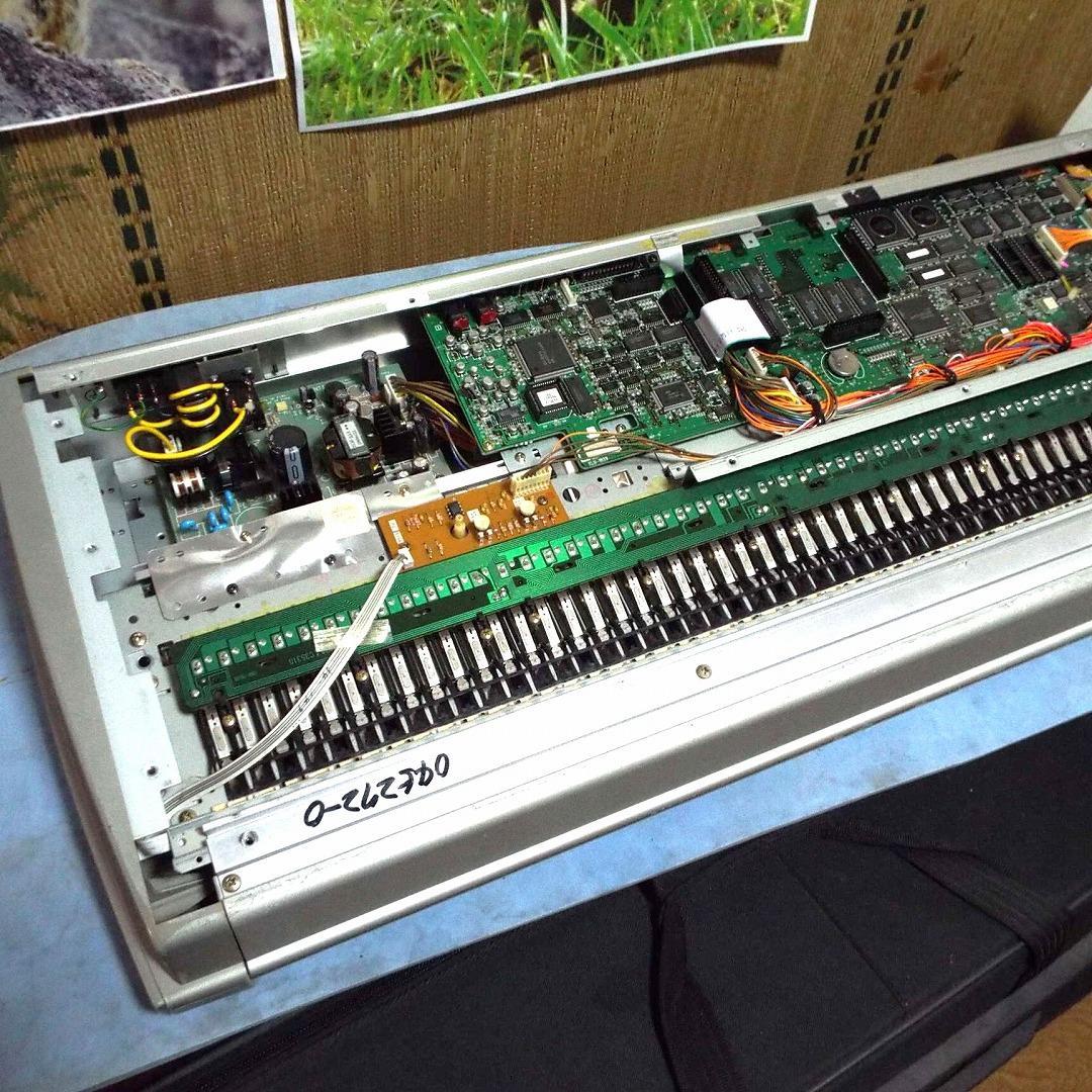 美品_最近液晶難有_KORG TRINITY 61鍵_FDD交換_取説新品_SC