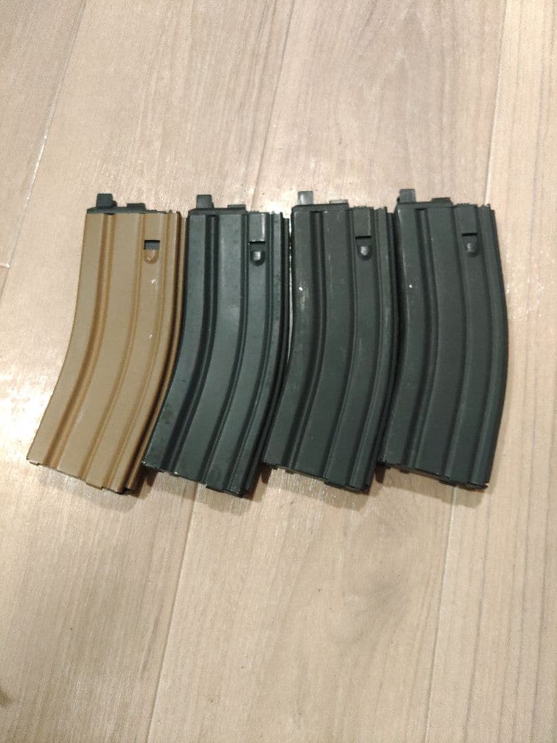 WE-tech ガスブロ　SCAR-L M4系マガジン？　4本セット