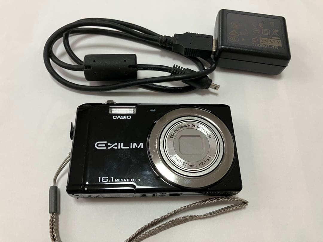 M*a様 カシオ　デジカメ　exilim SDカード付き　充電器あり