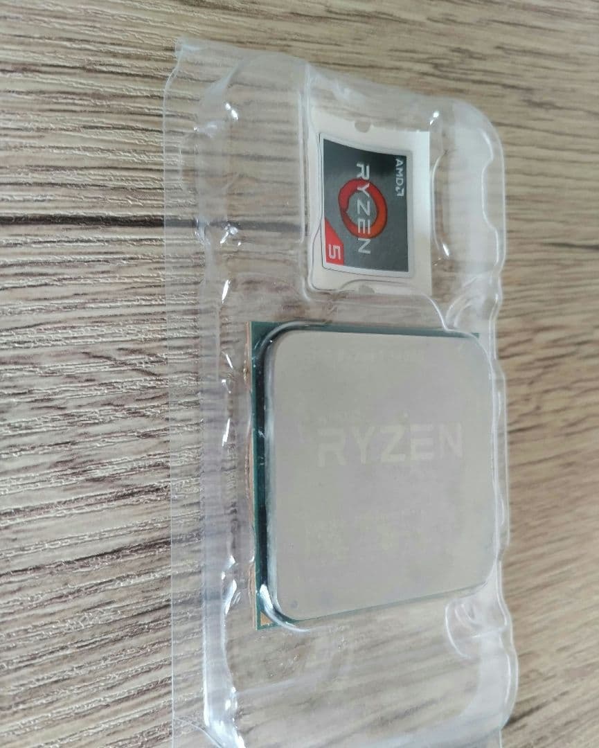 AMD Ryzen 5 3400G CPU リテールクーラー