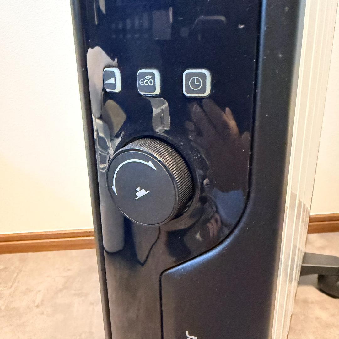 デロンギ MDHU15-BK マルチダイナミックヒーター　数字液晶の一部が未点灯