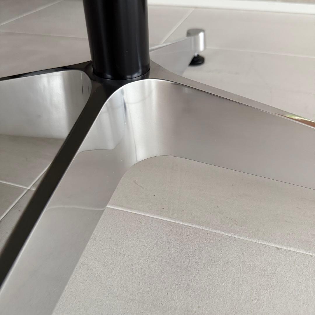 【2024年製】ハーマンミラー ダイニングテーブル herman miller