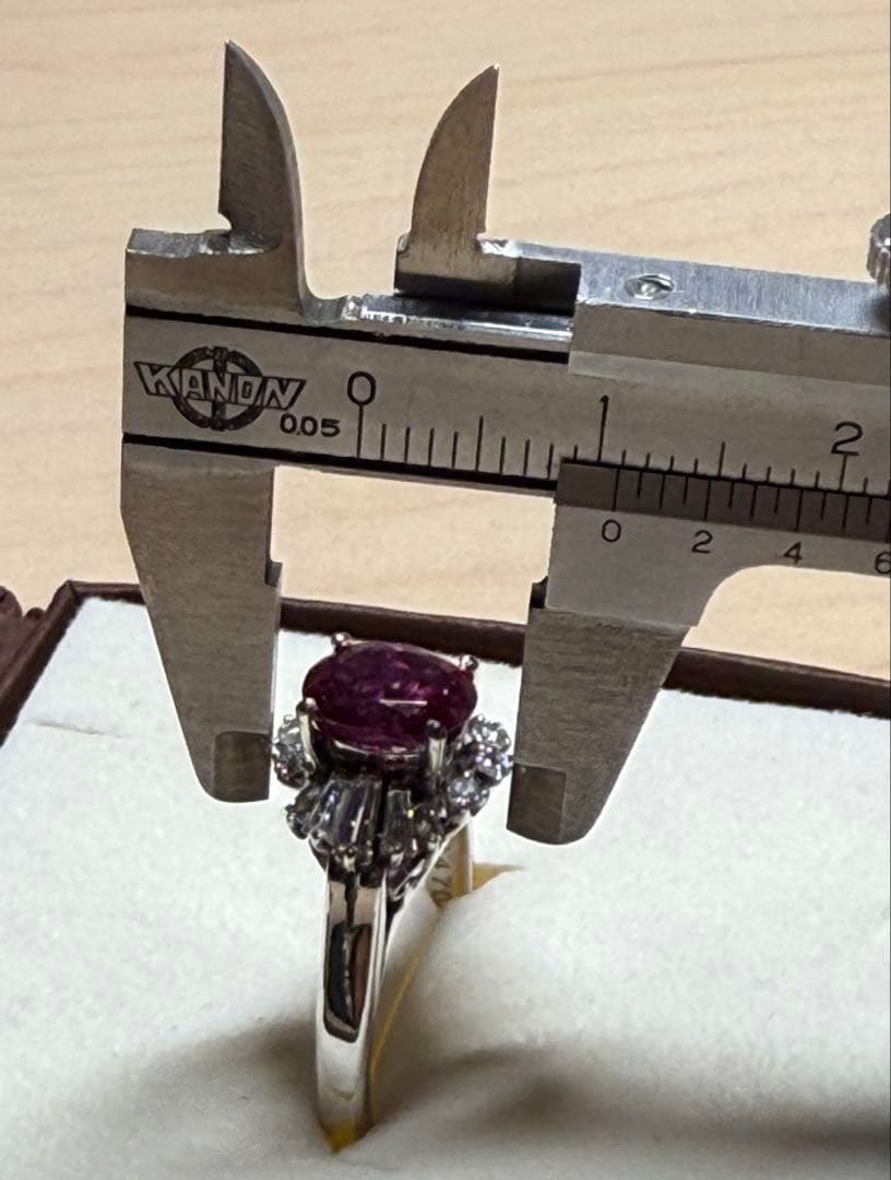 ルビー 1.76ct ダイヤモンド デザインリング 5.8g