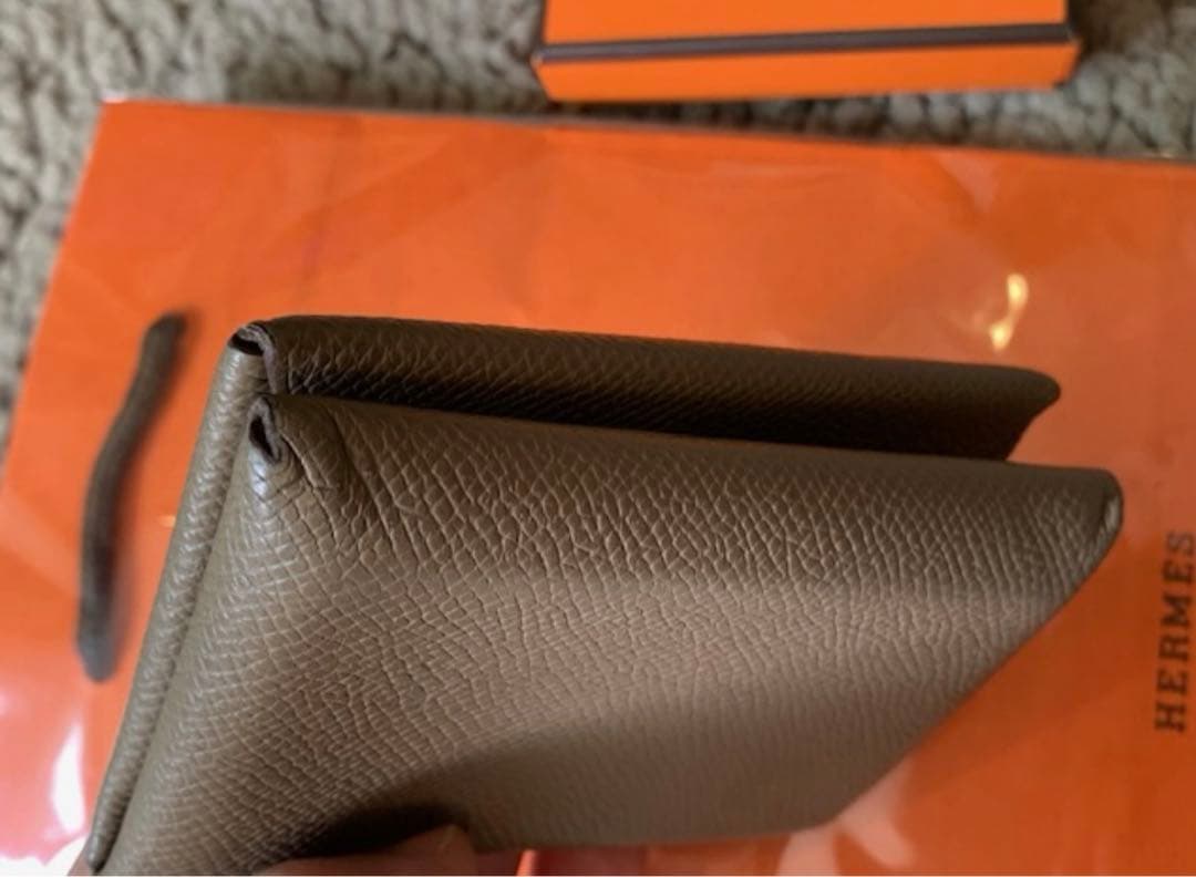 週末限定価格HERMESカルヴィデュオ　エトゥープエプソンカードケース