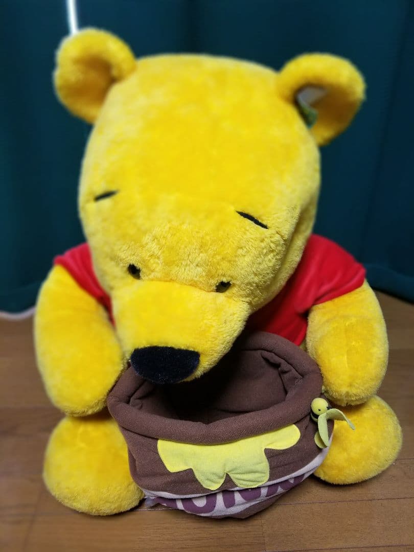 くまのプーさん　ぬいぐるみ