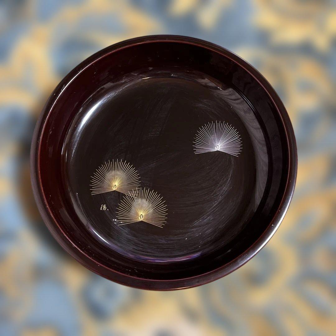 輪島塗　金色の扇模様　菓子入れ