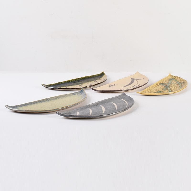 和食器　瀬戸焼　赤津焼　愛陶造　絵変わり　半月皿揃　五客　共箱　V　R7708