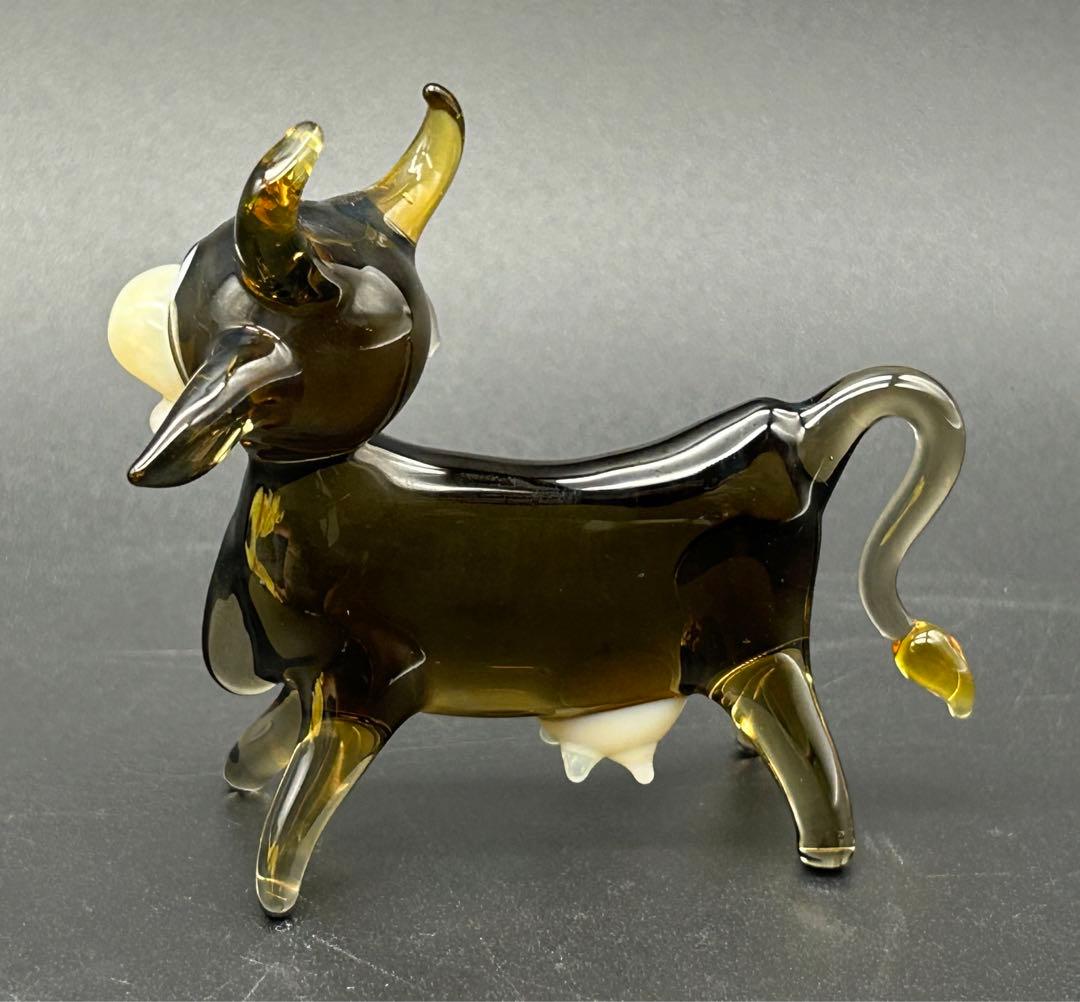 ガラス　チェコスロバキア　フィギュリン　牛　ビンテージ　コレクション　専用箱あり