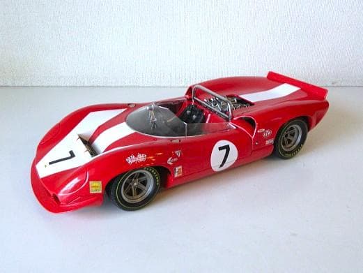特価 gmp (1/18) ローラ T70 Spyder