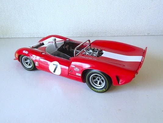 特価 gmp (1/18) ローラ T70 Spyder