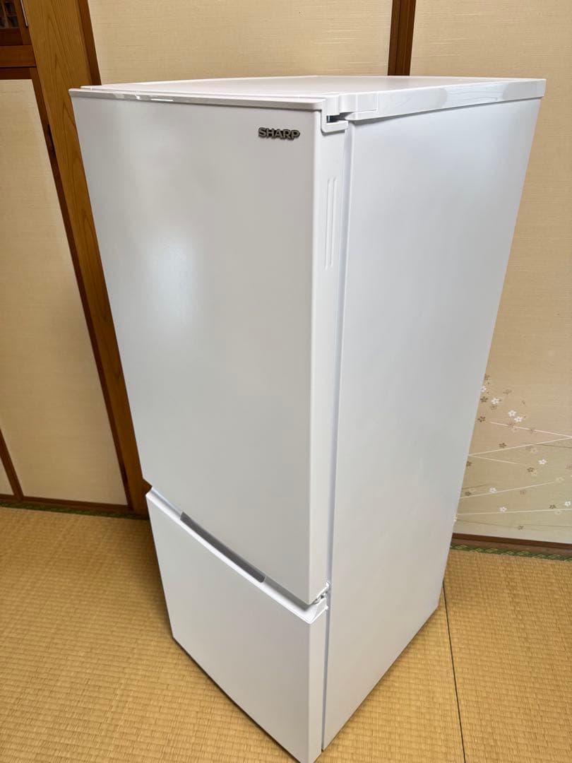 【美品】SHARP 冷蔵庫 2ドア SJ-D18J-W