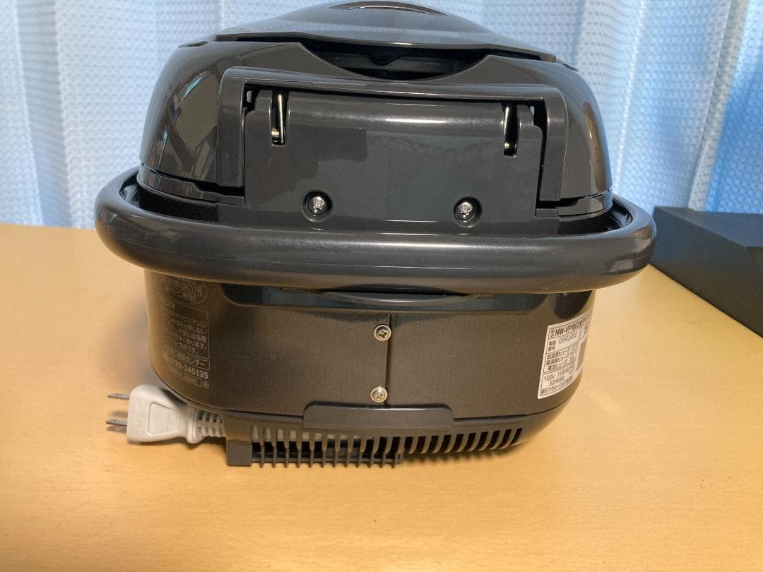 ★美品★２024年製象印 IH炊飯器 極め炊き NW-VP10E3 5.5合炊き