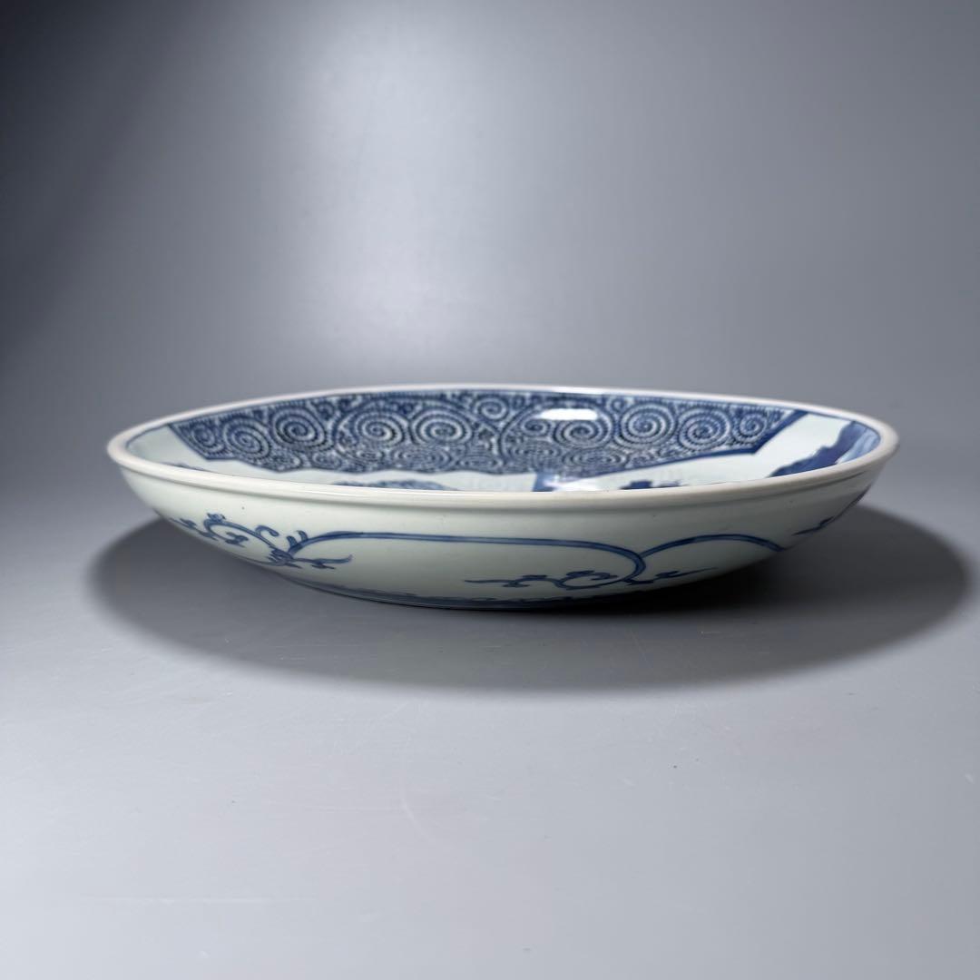 藍柿右衛門　渦福　染付白鷺図蛸唐草文様大皿　直径33cm　扇子　窓絵