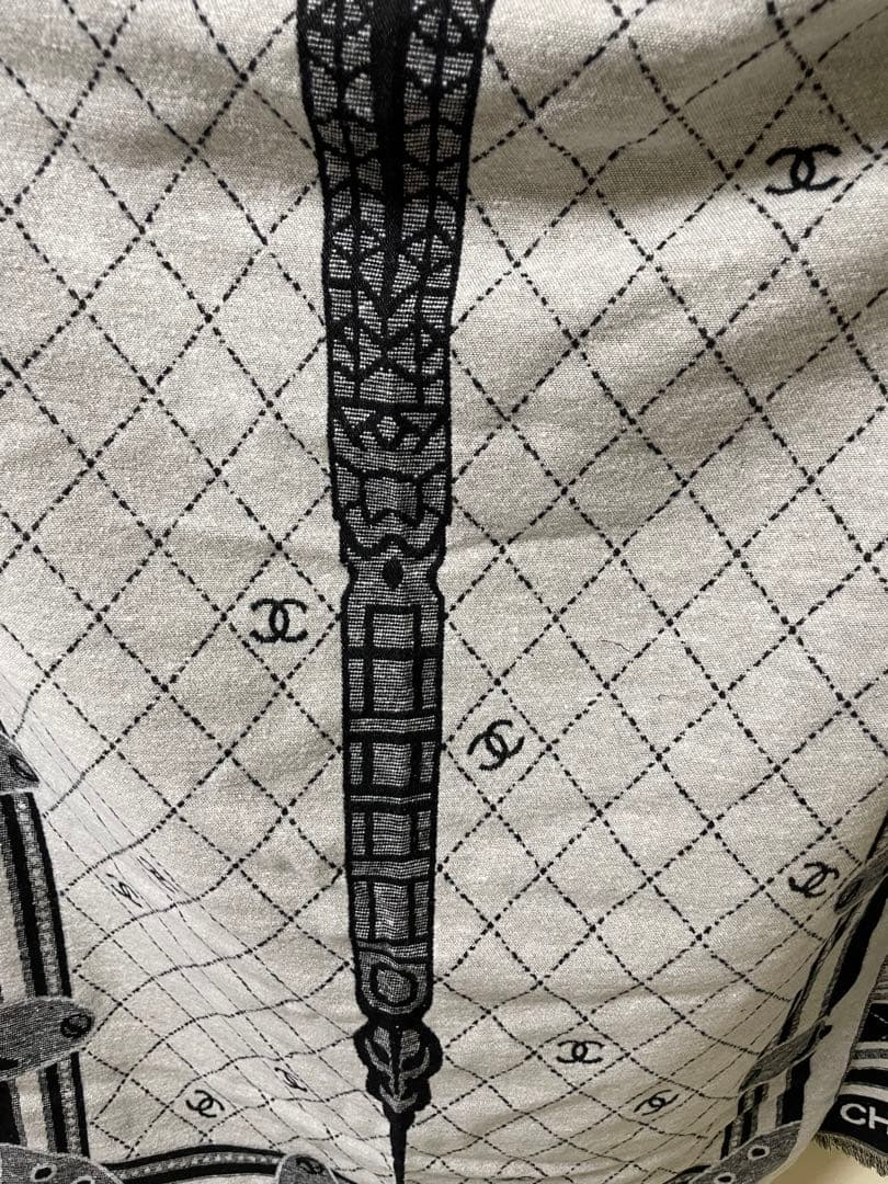 未使用 CHANEL エッフェル塔 ノベルティ 大判マフラー　ストール ブラック