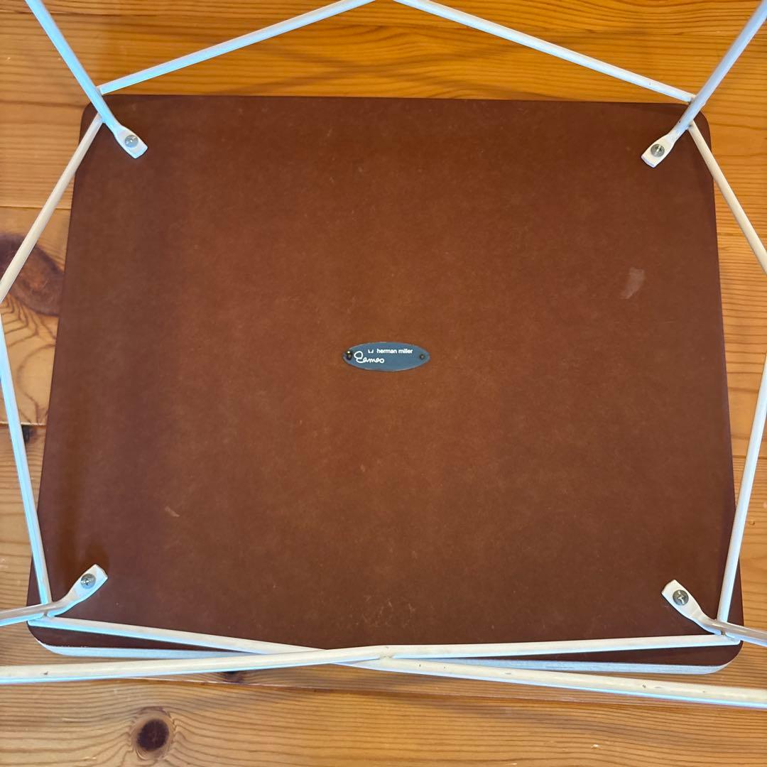 イームズ　ワイヤーベーステーブル　LTRT ハーマンミラー