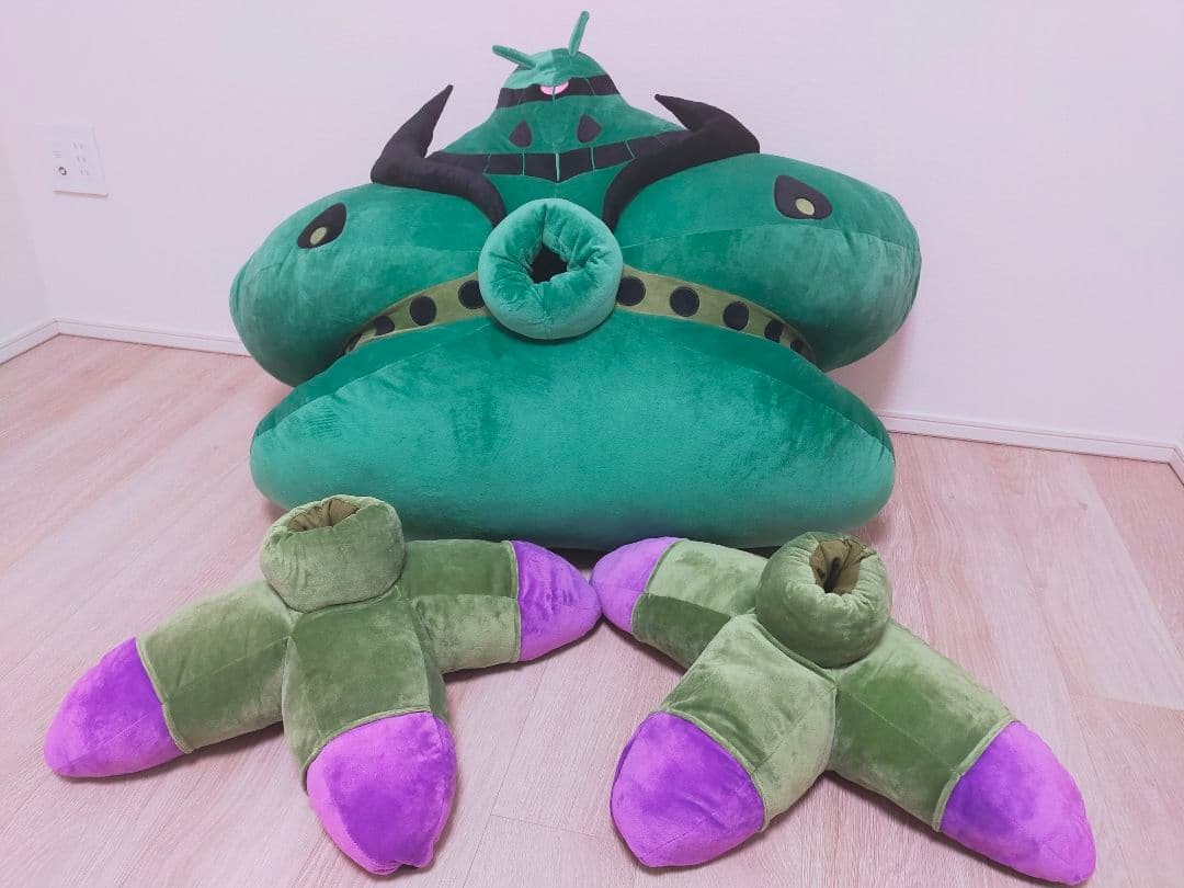 ビグザム　クッション　めちゃでか