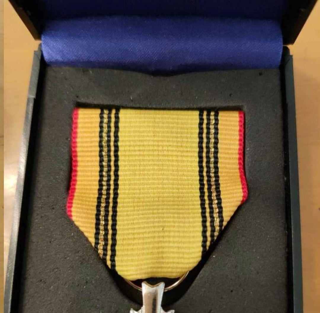 【激レア 極美品!】第三級 防衛功労章 5号賞詞 防衛記念章 新型 勲章 自衛隊