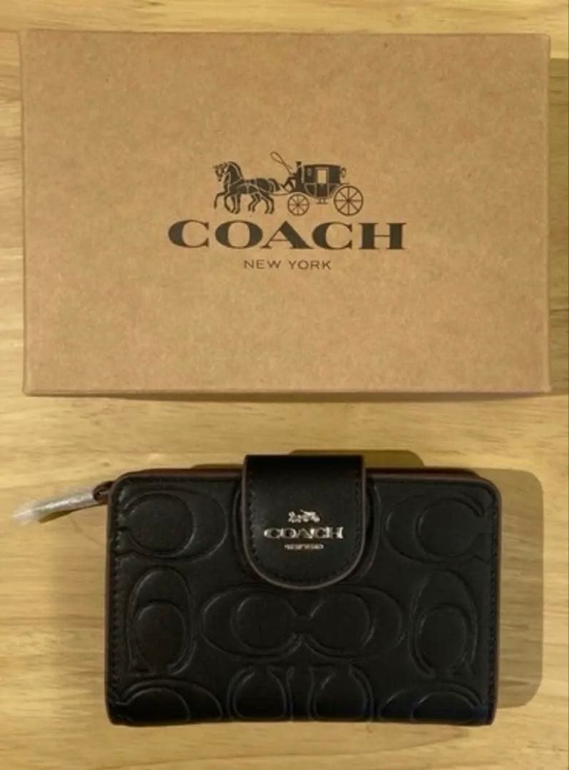 COACH コーチ ブラック　二つ折り財布 折財布 シグネチャー柄　即日発送
