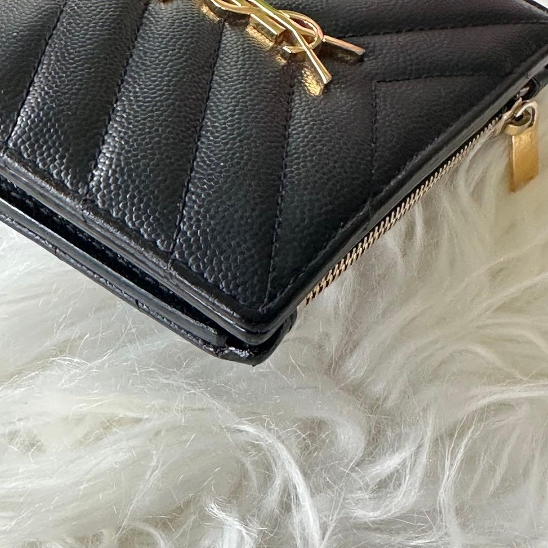 サンローラン YSL ブラック キルティング 二つ折り財布