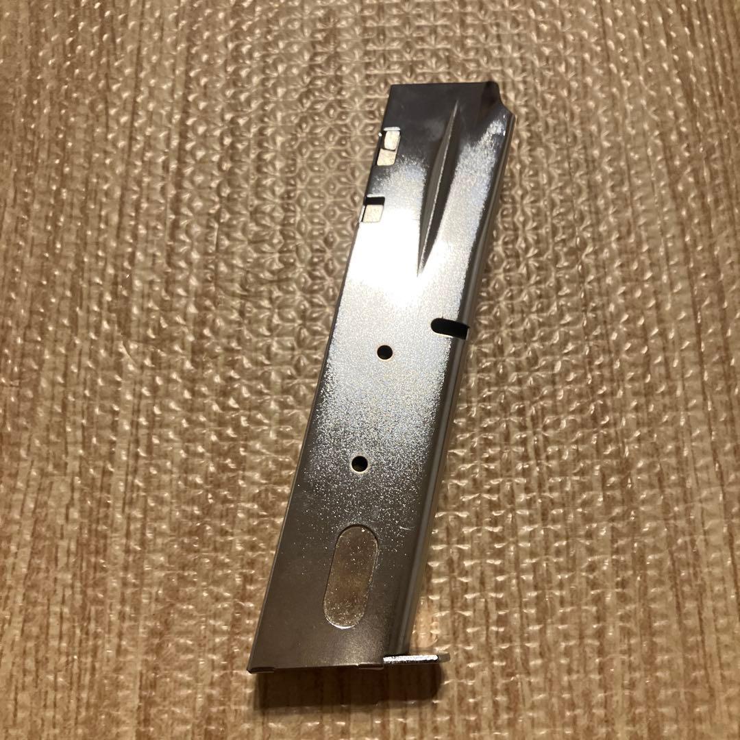 P226 シルバー/ブラック & P7 M13 ブラック