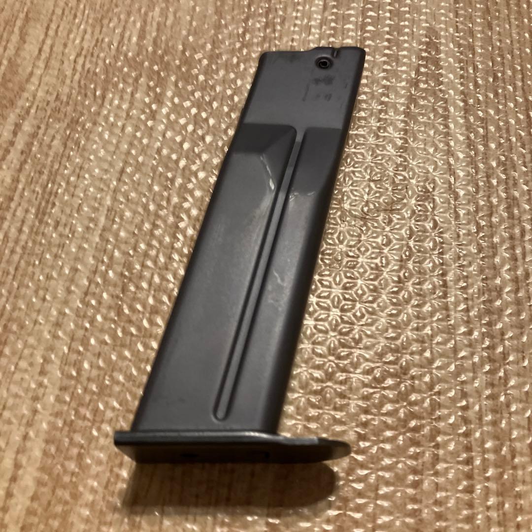 P226 シルバー/ブラック & P7 M13 ブラック