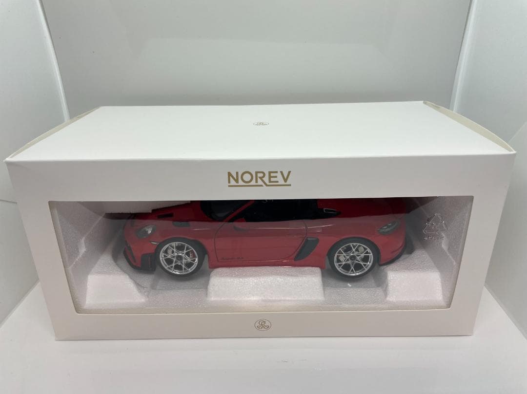 304-040 ノレブ 1/18 ポルシェ 718 スパイダー RS 2023