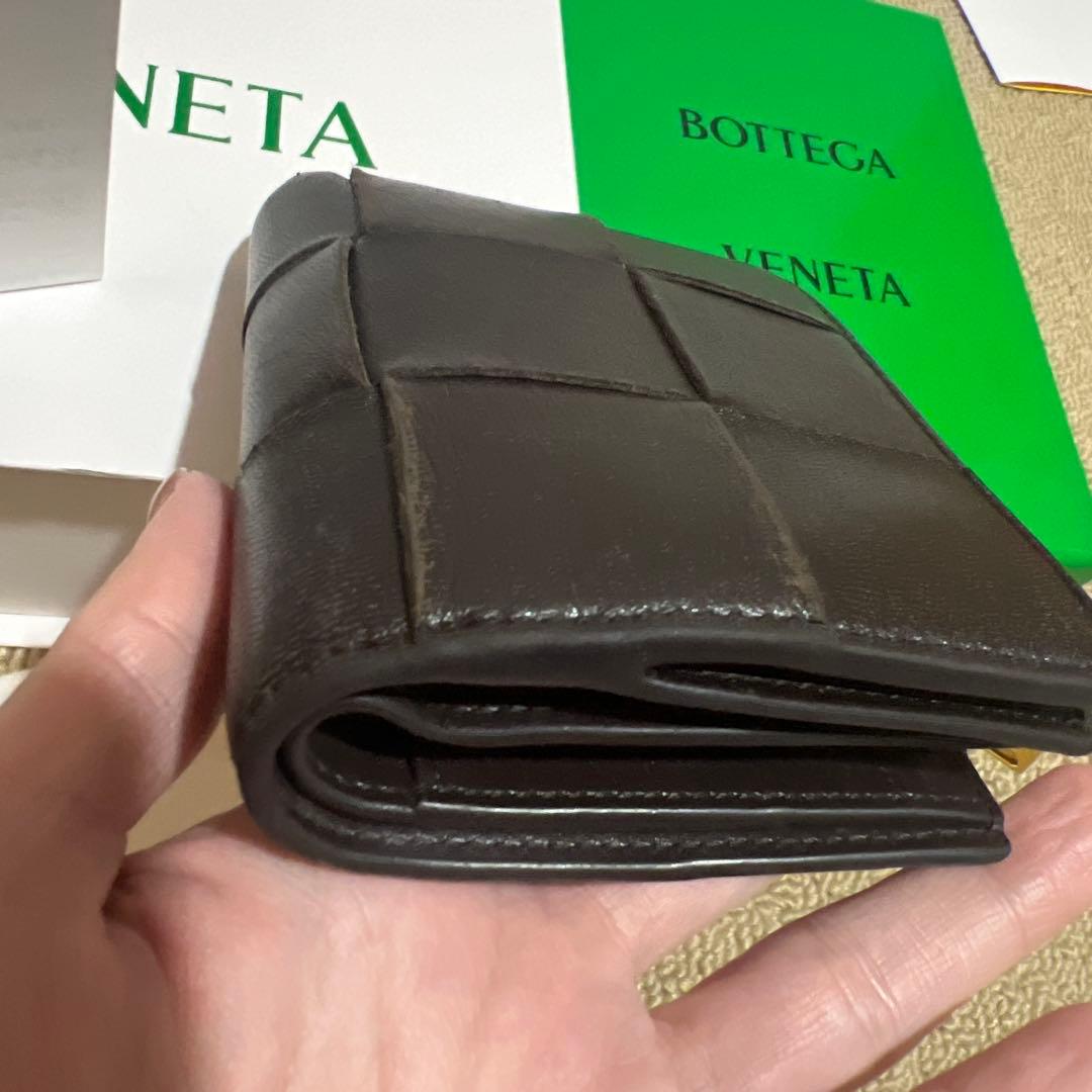 Bottega Veneta カセットスモール 二つ折りウォレット フォンデンテ