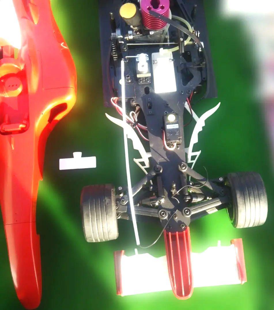 ディアゴスティーニFerrari F2004エンジンラジコンカー大量部品セット