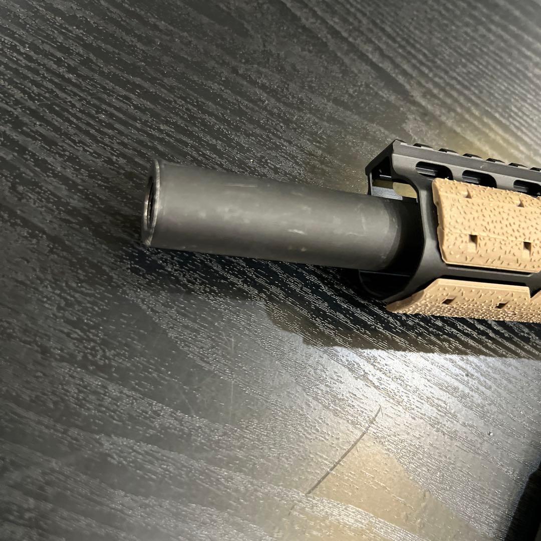 東京マルイ　M4MWS カスタム品　ガスブローバックライフル　マガジン2本