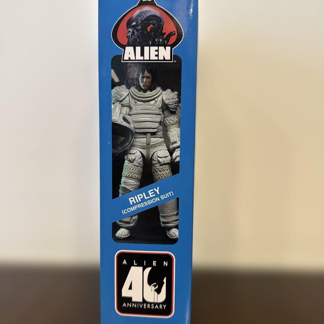 NECA ALIEN Ripley スペーススーツ アクションフィギュア