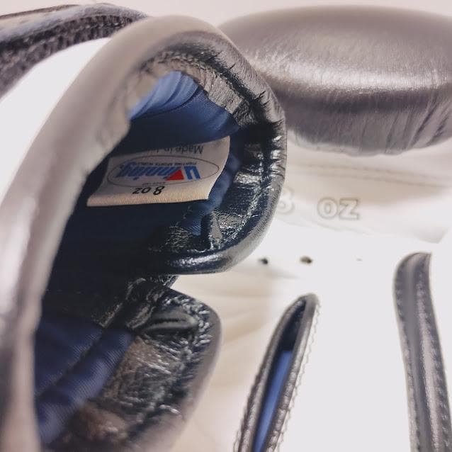 winning × 100A コラボ ボクシンググローブ 8oz スペシャルロゴ