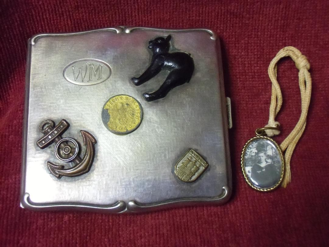 ⊞ドイツ軍の勲章/徽章＊海軍＊Ｕ４８シガレットケース＋ペンダント（実物）