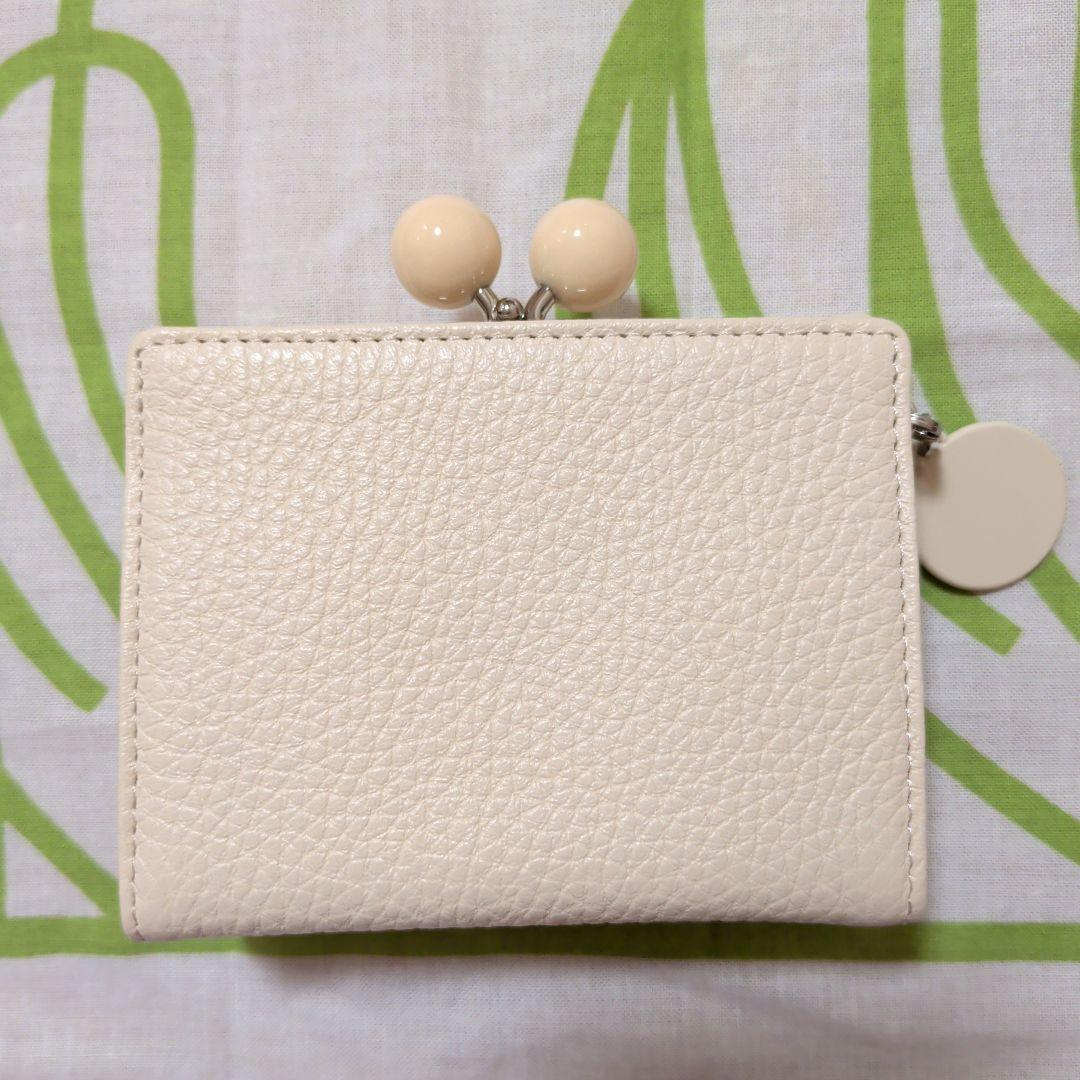 タイムセール　新品・未使用品　ジルスチュアート　三つ折り財布ルナティ アイボリー