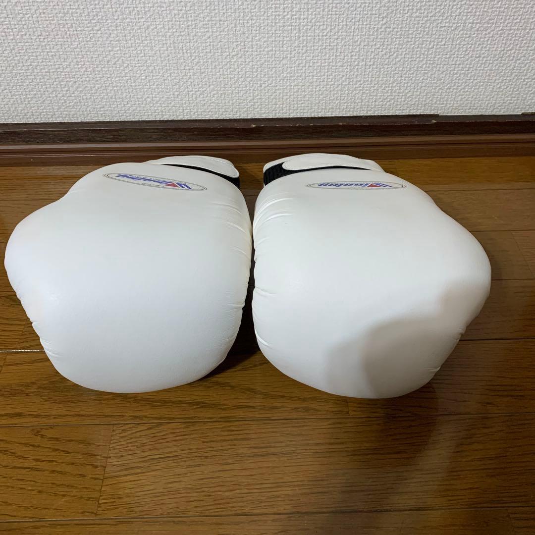 Winning ボクシンググローブ 16 oz ホワイト