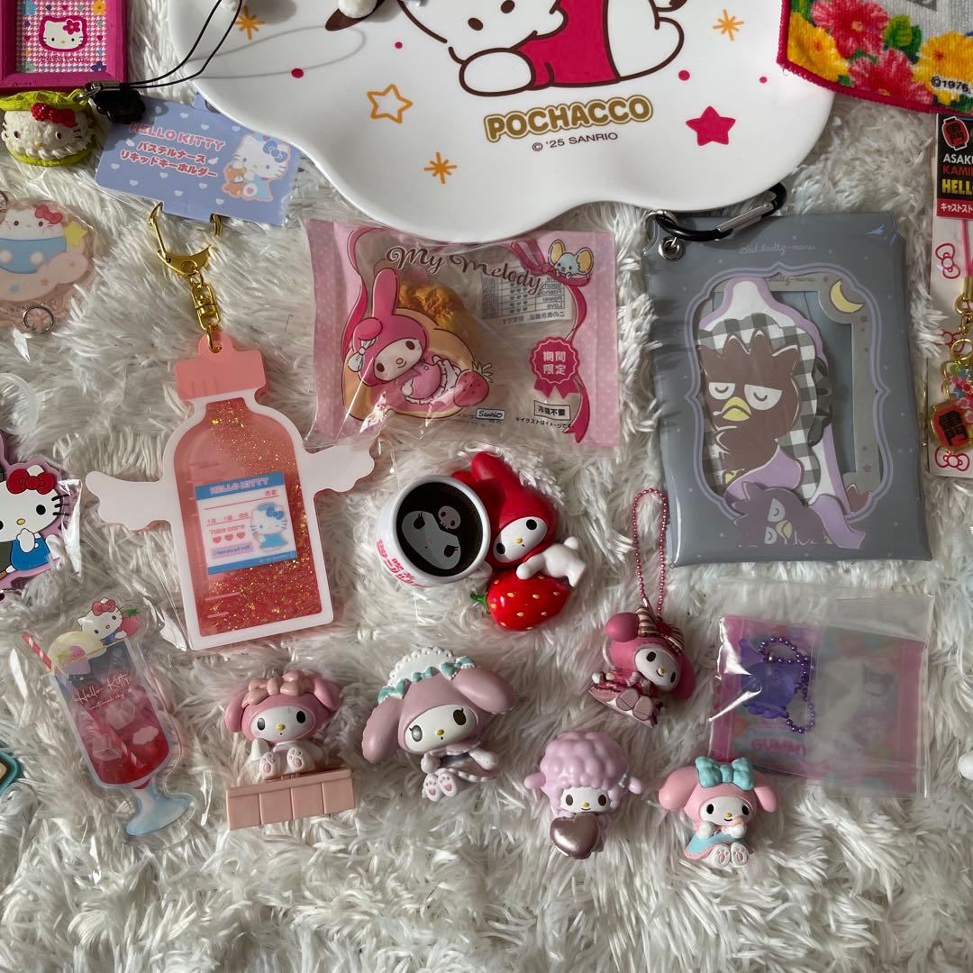 ☆☆サンリオまとめ売り☆ぬいぐるみ・置時計・ハンカチ・バッグ・キーホルダー等☆☆
