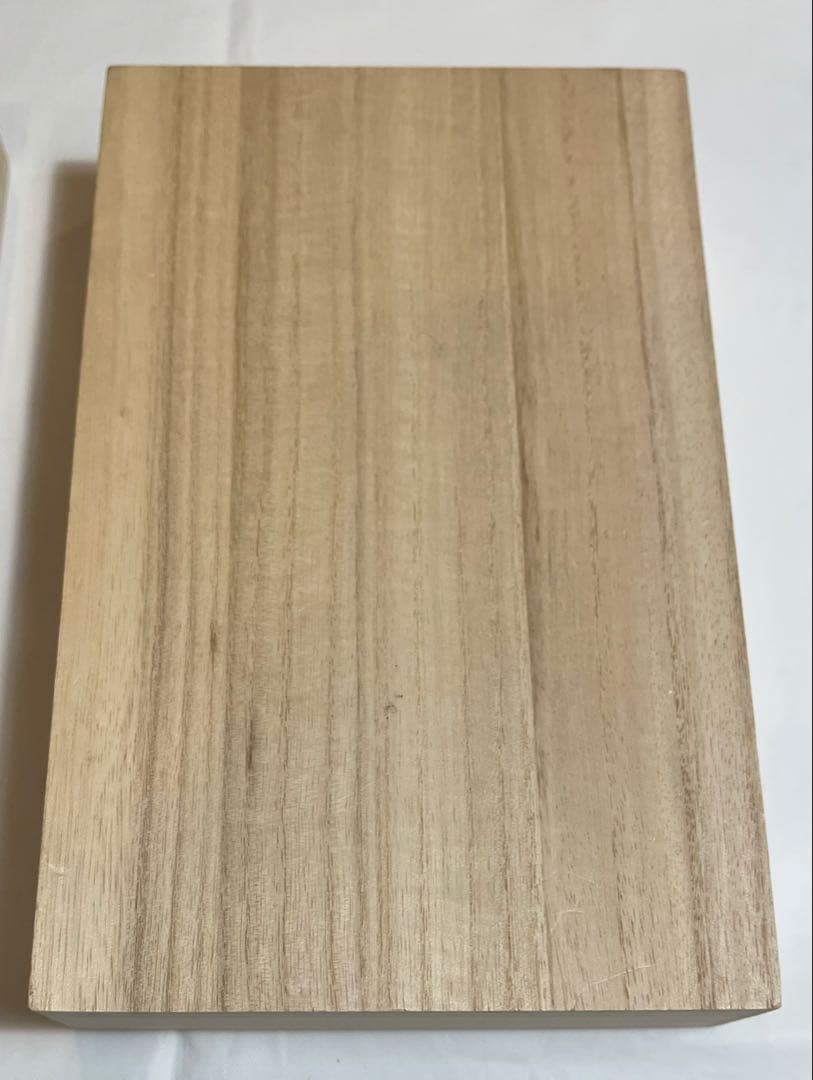 ス*イ様 熊野筆 極上品質 化粧筆8本セット ブラシ専用ケース付属 天然木桐箱付