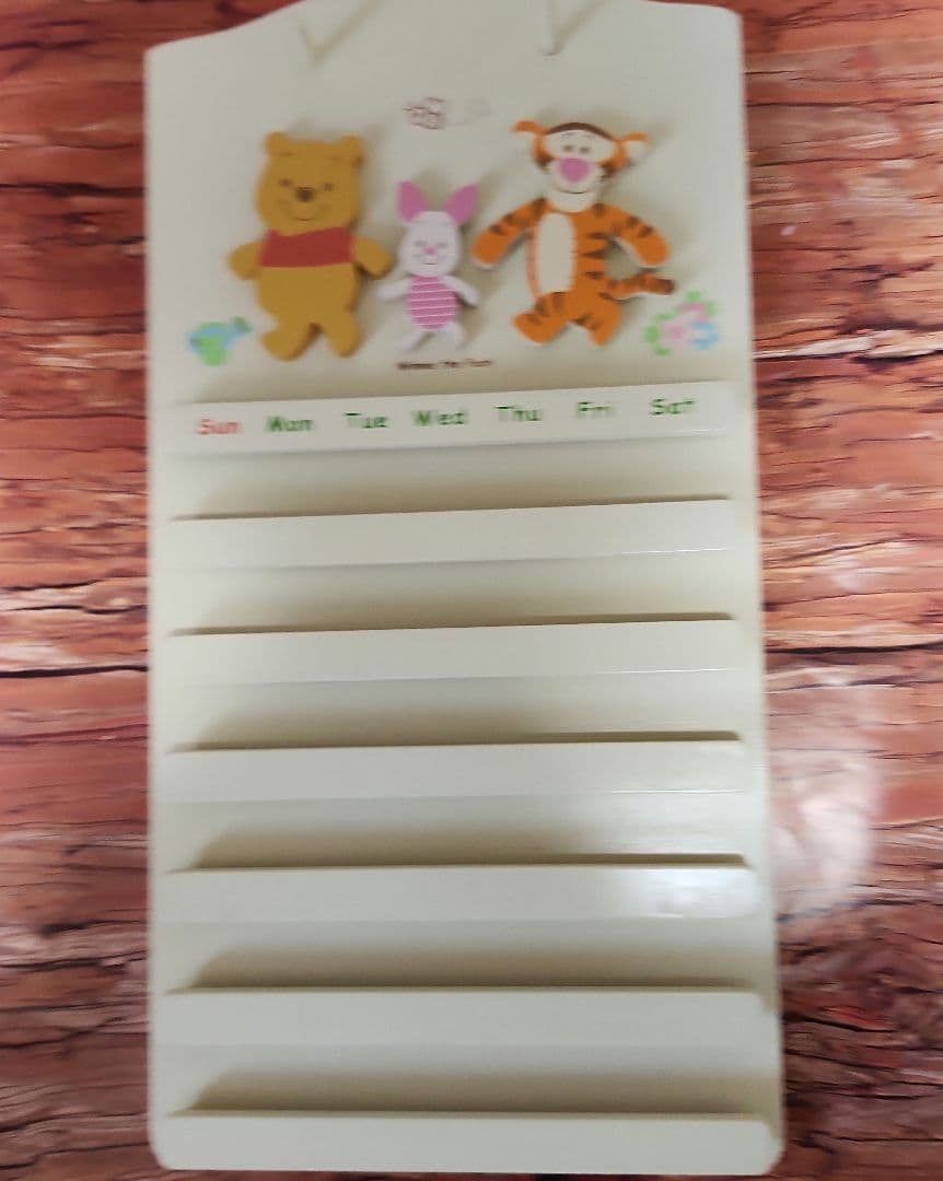 ディズニー　くまのプーさん 　木製万年カレンダー　 Disney　レア