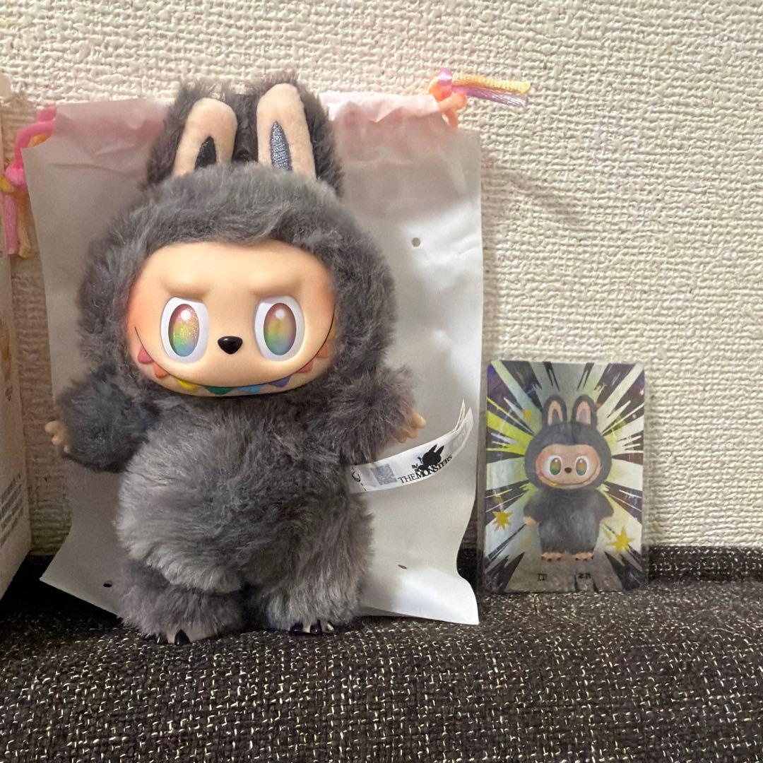 m*y様 labubu ラブブ Big into energy エナジー 本我