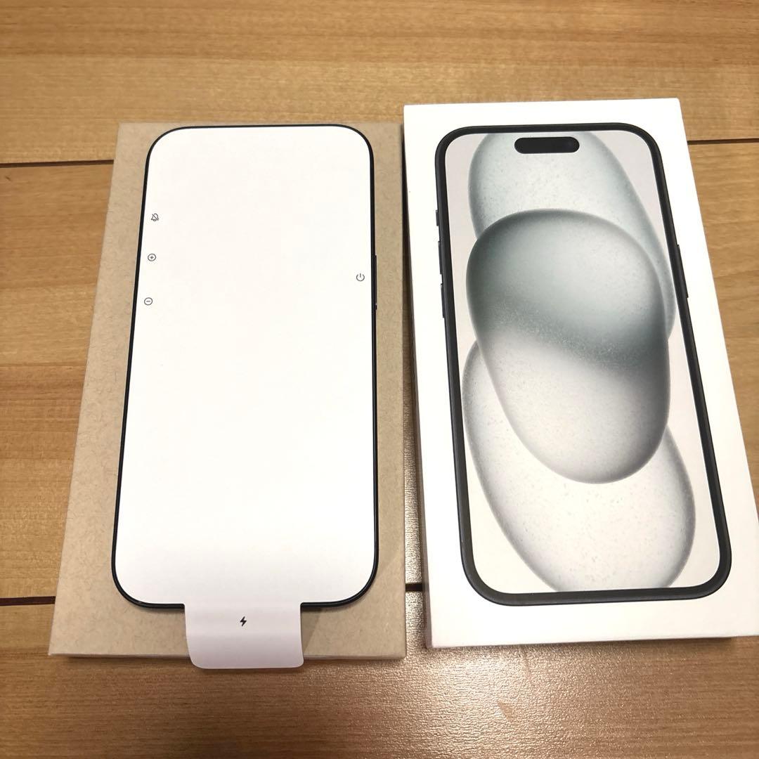 iPhone15 ブラック　256GB SIMフリー