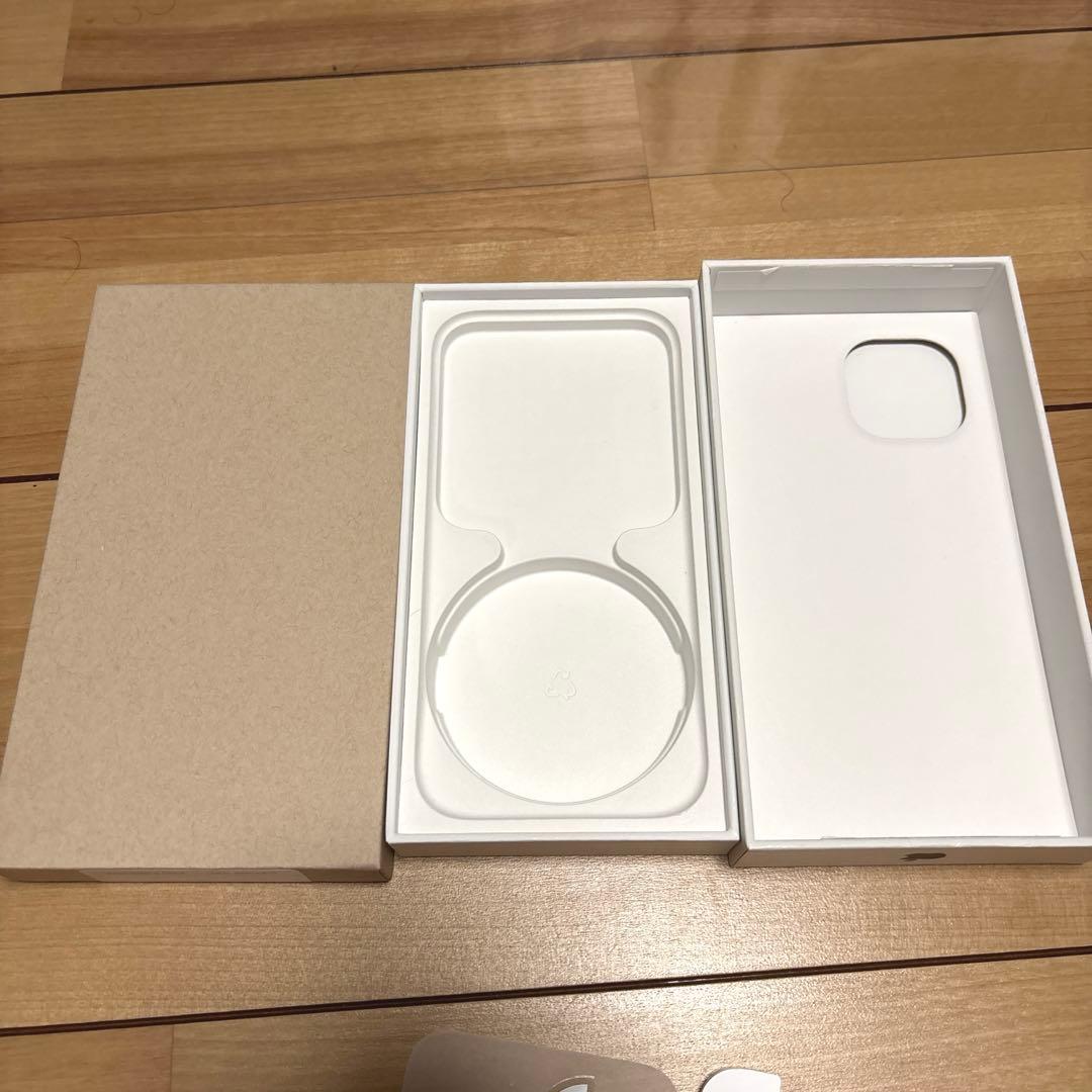 iPhone15 ブラック　256GB SIMフリー